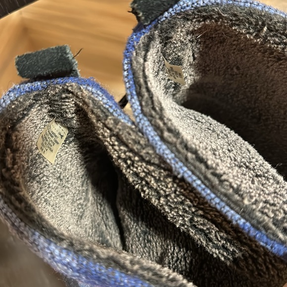 TOMS Winter Suede Leather Boots! - Picture 3 of 6